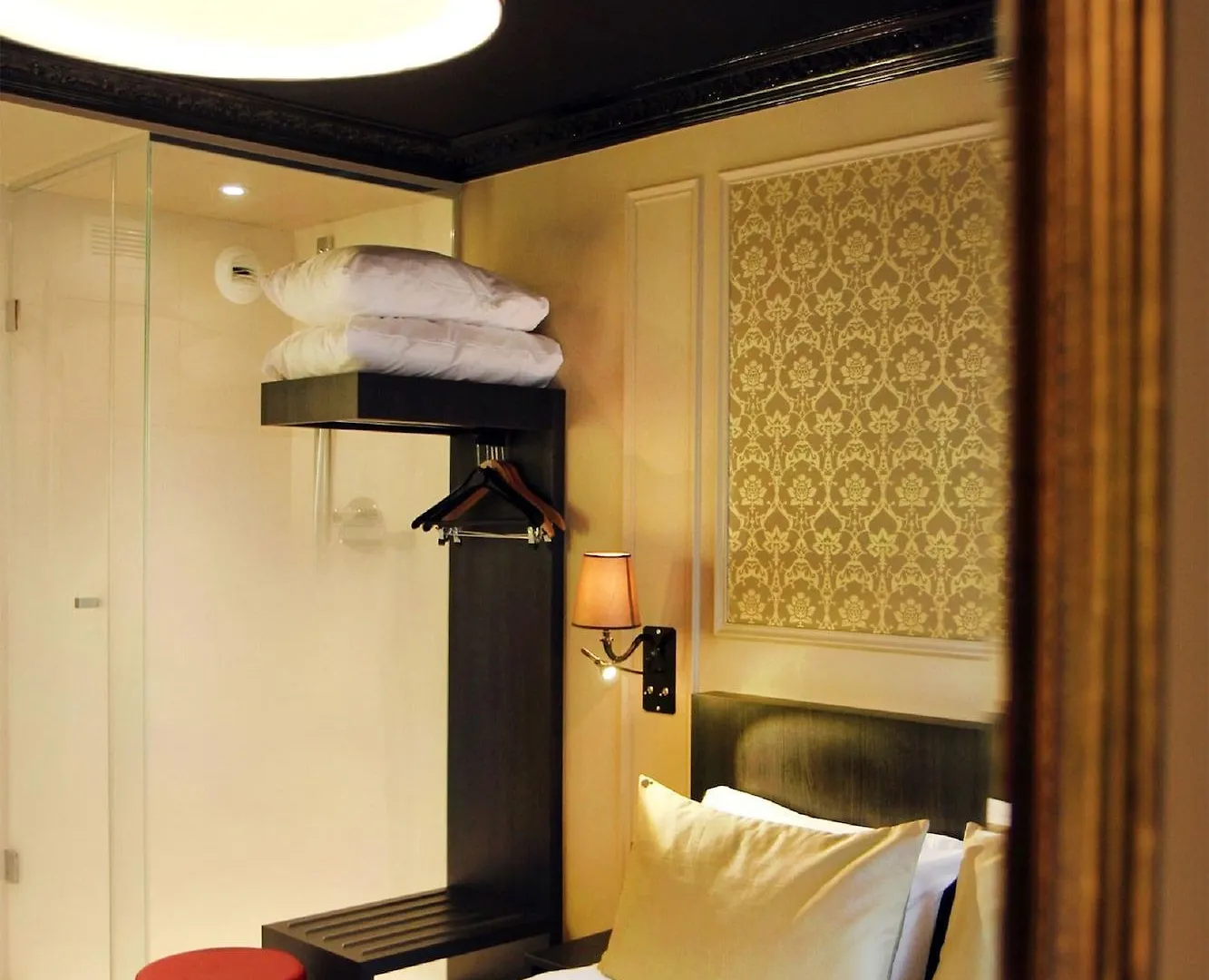 Western Le Montmartre - Saint Pierre Hotel