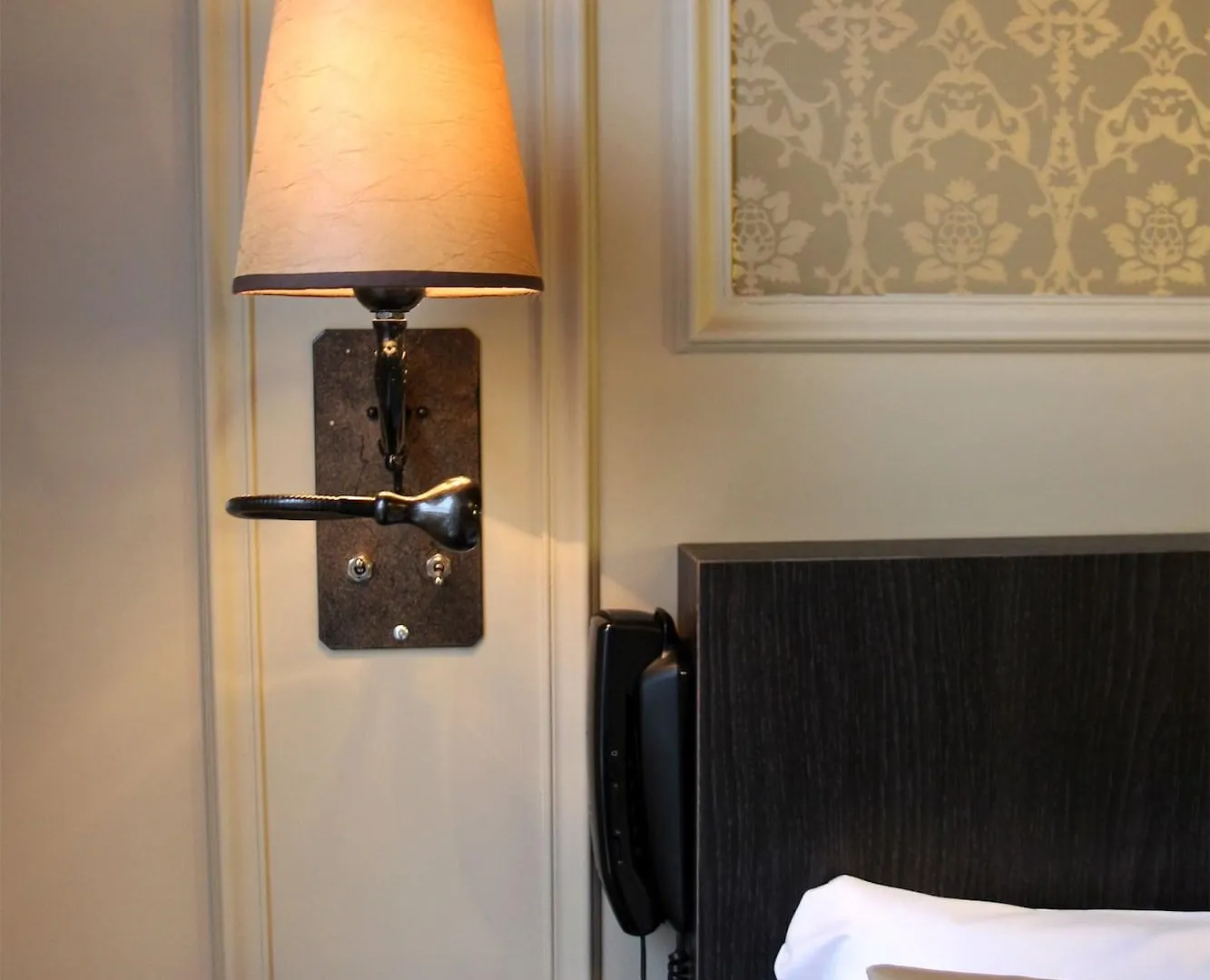 Western Le Montmartre - Saint Pierre Hotel 3*